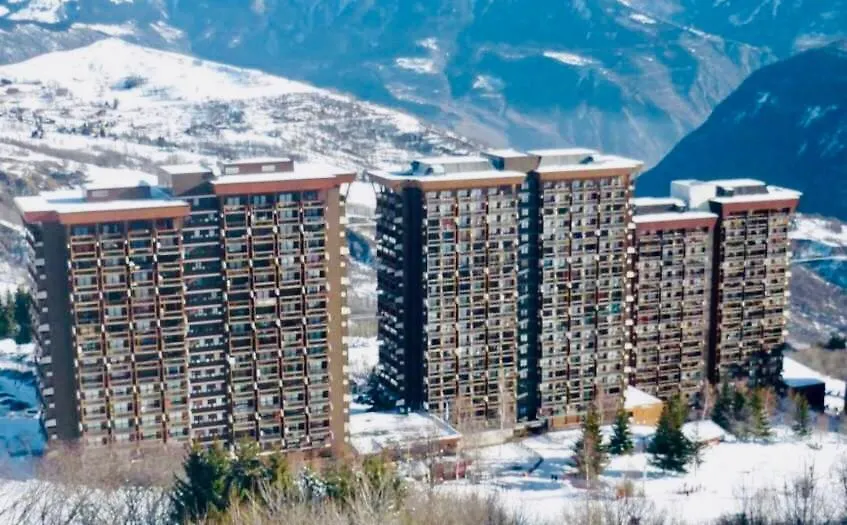 Apartment Savoyard Slope Side Studio
